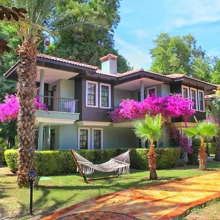Club Dizalya Hotel