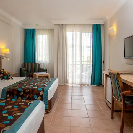 酒店 Club Dizalya 4*