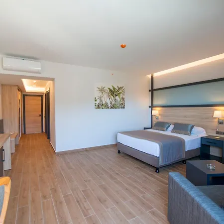 Club Dizalya 4*