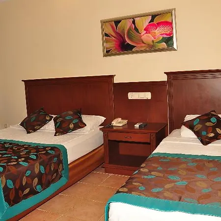 Club Dizalya Otel