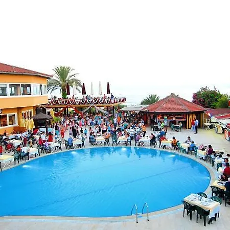 Club Dizalya Otel Konaklı