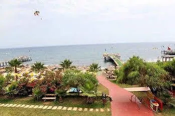 Club Dizalya Otel Konaklı
